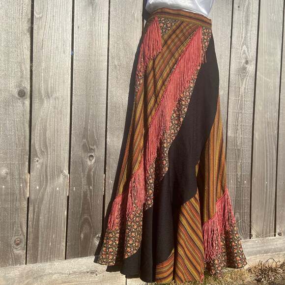 Handmade Vintage Style Boho Full Floral Skirt with Fringe - Picture 7 of 9